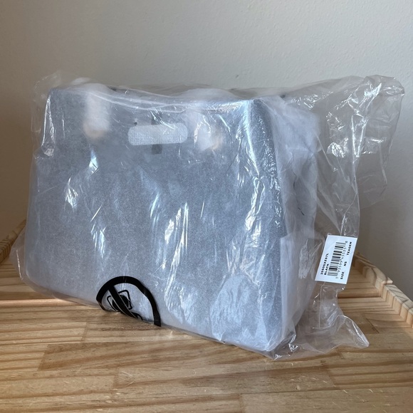 🌼Michael Kors Purse - Picture 14 of 14